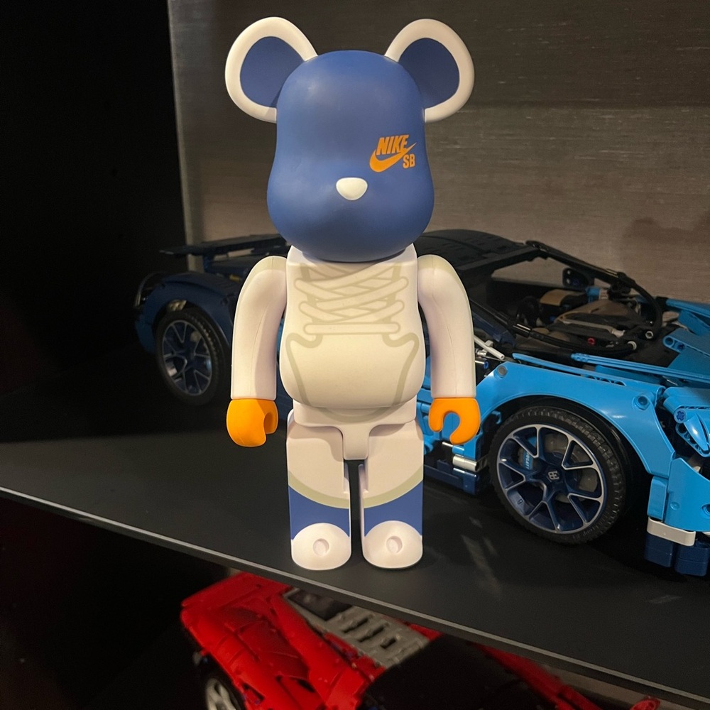 Bearbrick Nike 400%